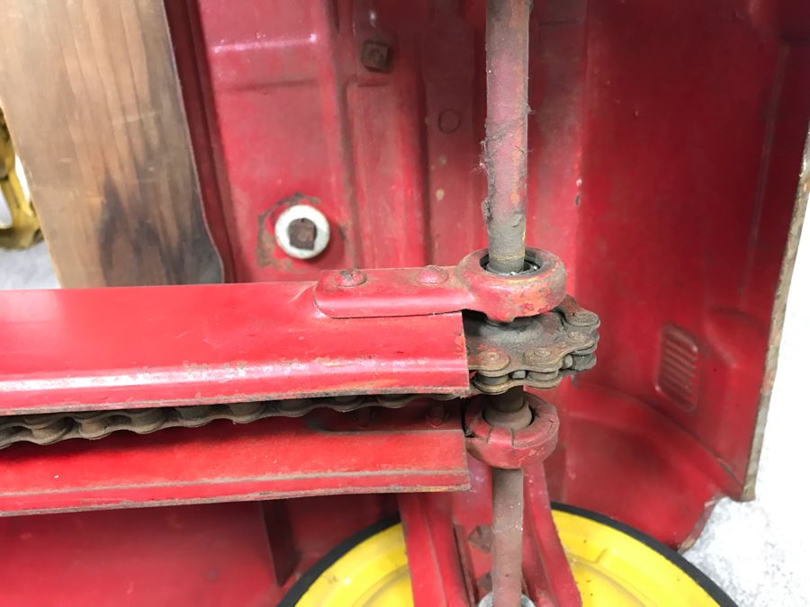 Original Vintage Mid-Century Murray Pressed Steel Pedal Car Working Chain Driven Minimal Rust [Photo 23]