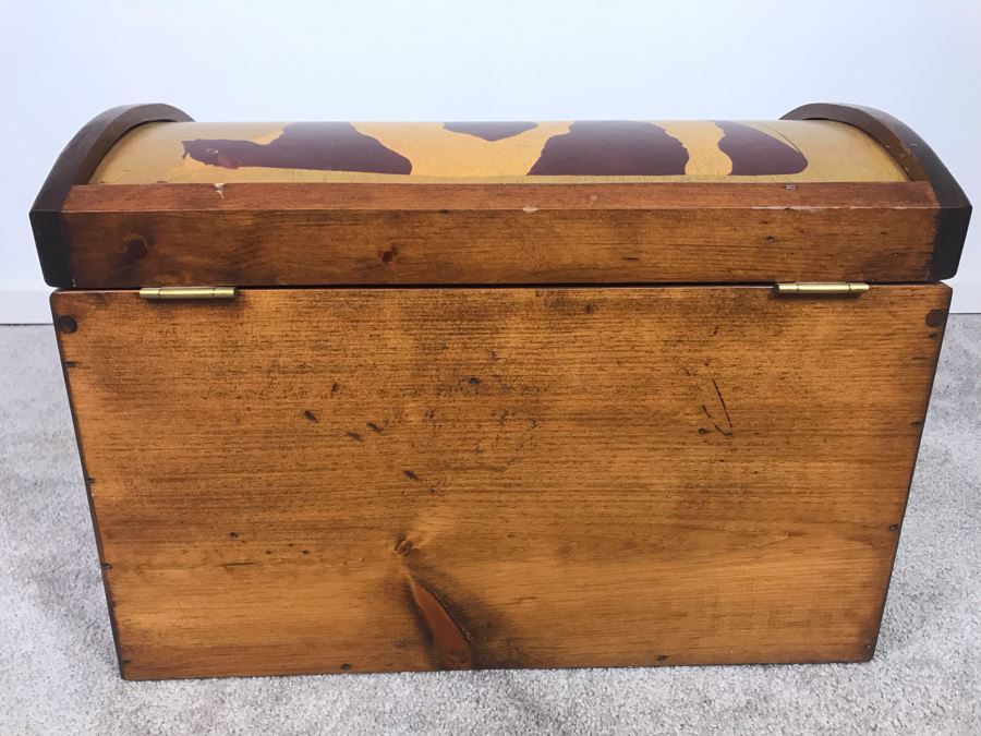 Cow Cedar Trunk By 2-Day Designs With Cow Figurine Retails $267 20'W X 14'D X 14'H [Photo 8]