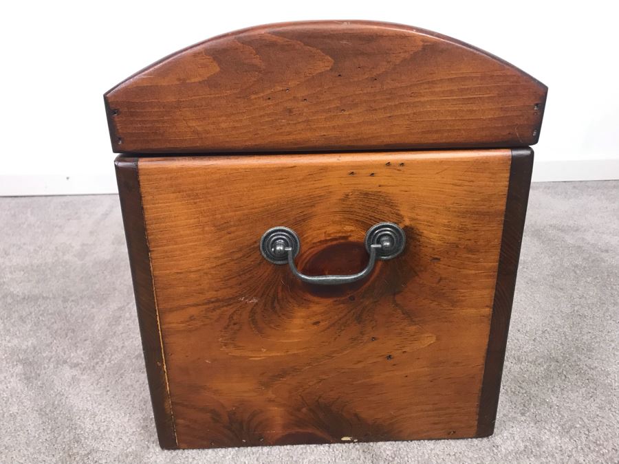 Cow Cedar Trunk By 2-Day Designs With Cow Figurine Retails $267 20'W X 14'D X 14'H [Photo 7]