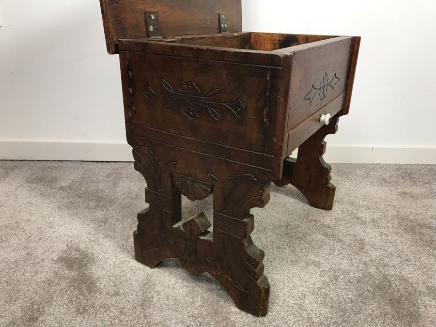 Antique Eastlake Shoe Shine Box [Photo 8]