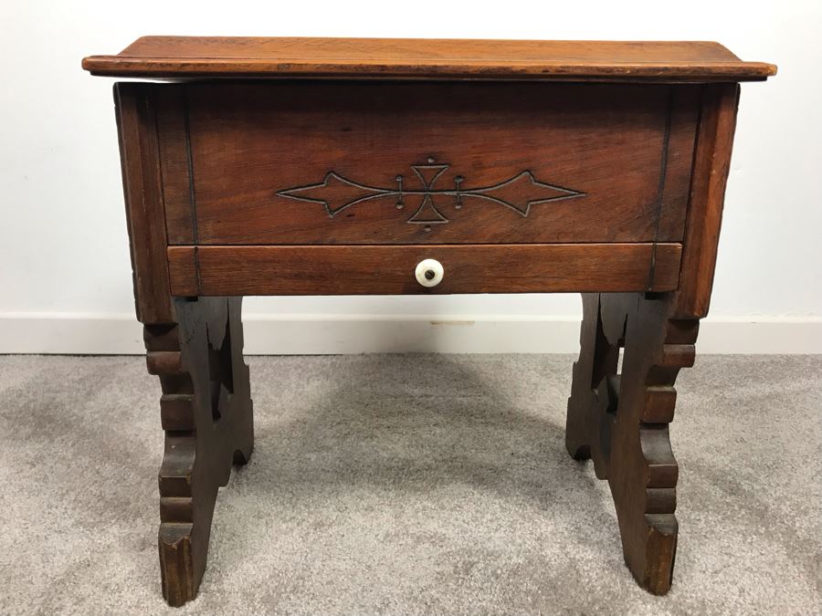 Antique Eastlake Shoe Shine Box [Photo 3]