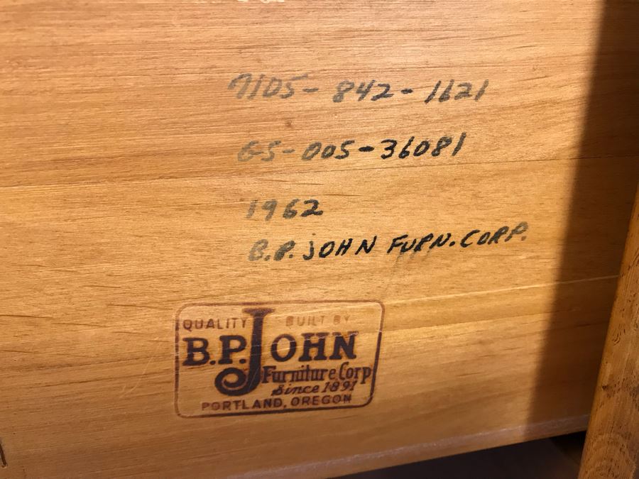 Mid-Century Modern 1962 3-Drawer Chest Of Drawers Dresser By B.P. John Furniture Corp [Photo 5]