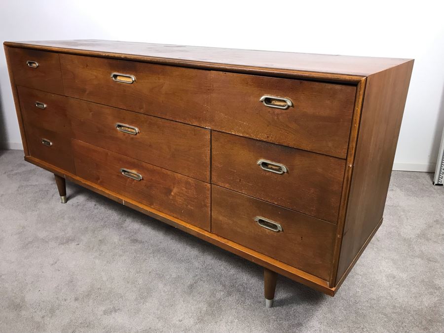 Mid-Century Modern 1962 9-Drawer Chest Of Drawers Dresser By B.P. John Furniture Corp - Needs Refinishing 64'W X 19'D X 30'H [Photo 9]