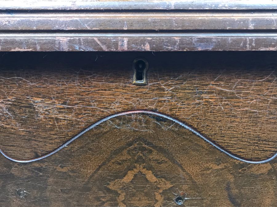 Antique Cedar Chest By Caswell Runyan 41'W X 18.5'D X 20'H [Photo 8]