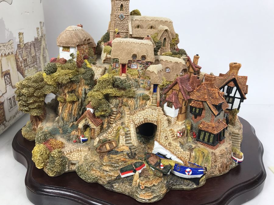 Limited Edition Lilliput Lane 1989 St. Peter's Cove With Box Handmade In U.K. Limited To 3,000 Retailed Over $2,000