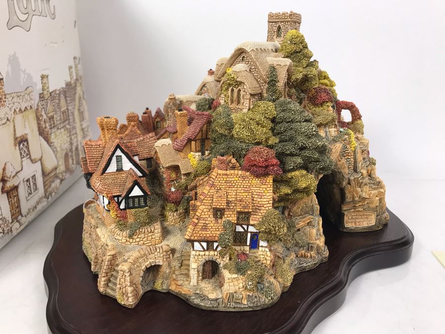 Limited Edition Lilliput Lane 1989 St. Peter's Cove With Box Handmade In U.K. Limited To 3,000 Retailed Over $2,000 [Photo 11]
