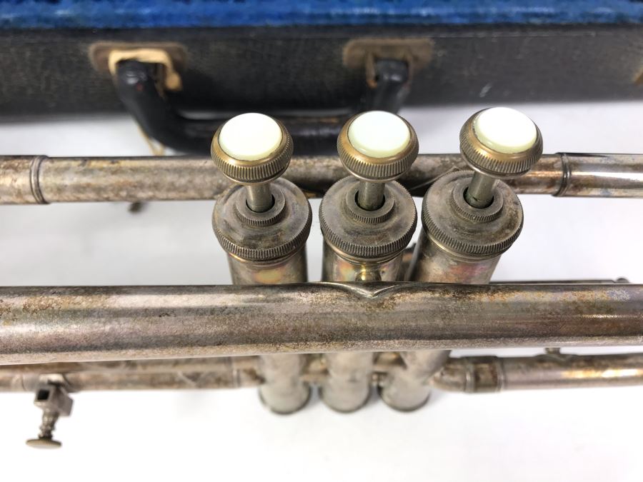 Vintage Trumpet With Case Elkhart, Indiana [Photo 11]