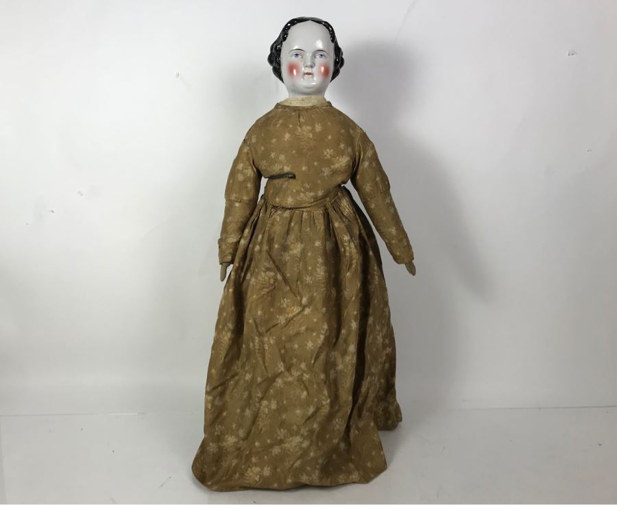 Antique Porcelain Head 26' Doll From Covered Wagon Days [Photo 3]