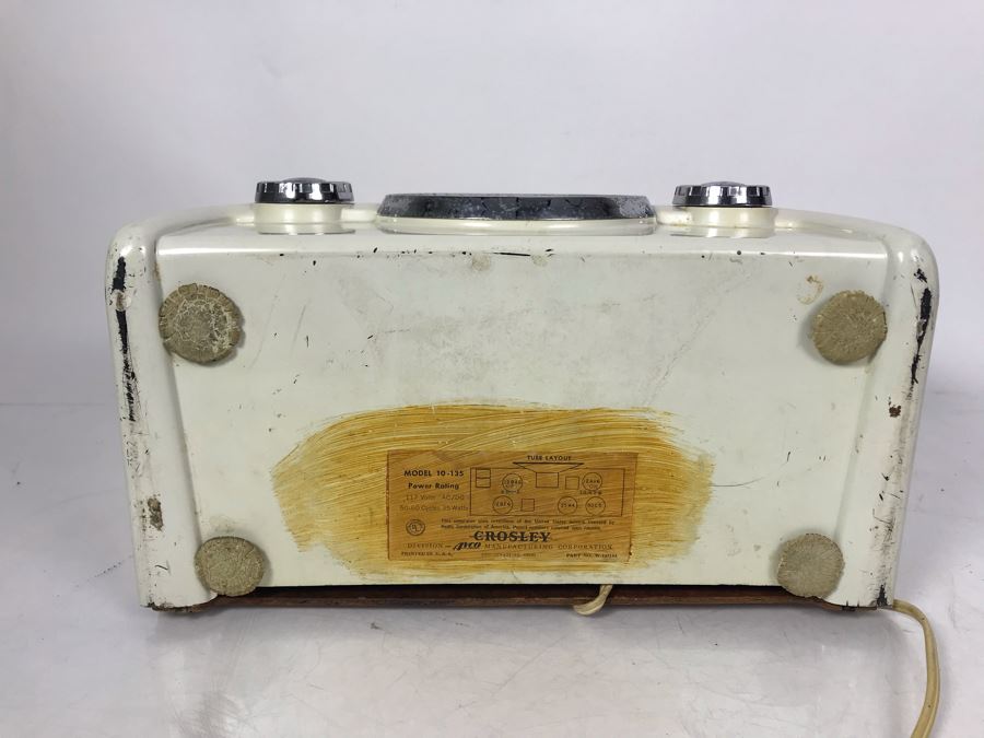 Working Vintage Crosley Tube Radio Model 10-135 [Photo 13]