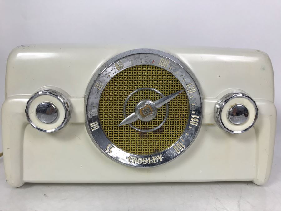 Working Vintage Crosley Tube Radio Model 10-135 [Photo 3]