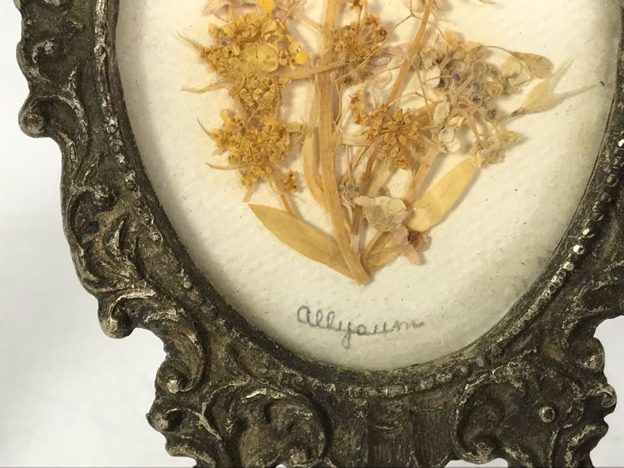 Vintage Italian Dried Flower Arrangement In Vintage Frame And (2) Vintage Small Brass Easels [Photo 4]