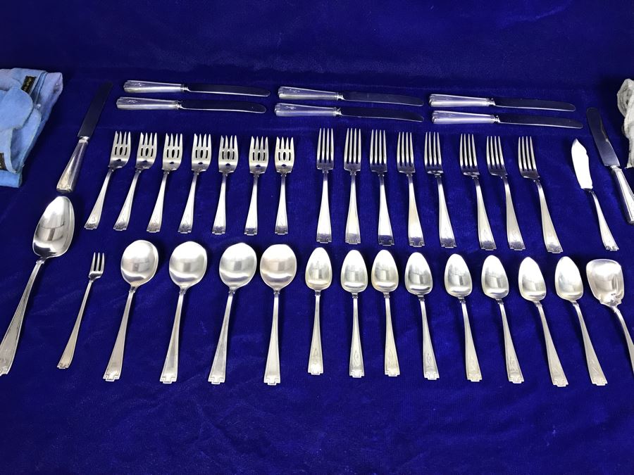 Antique Gorham Sterling Silver Flatware 39-Piece Set 981g Of Sterling Not Including Knives [Photo 2]