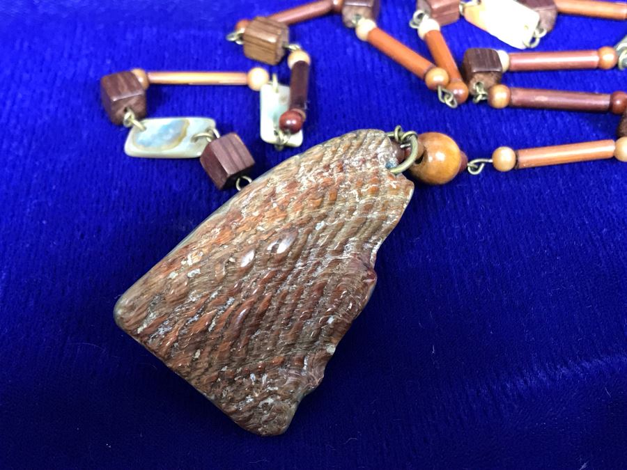 Organic Wood And Shell Necklace With Pendant [Photo 6]