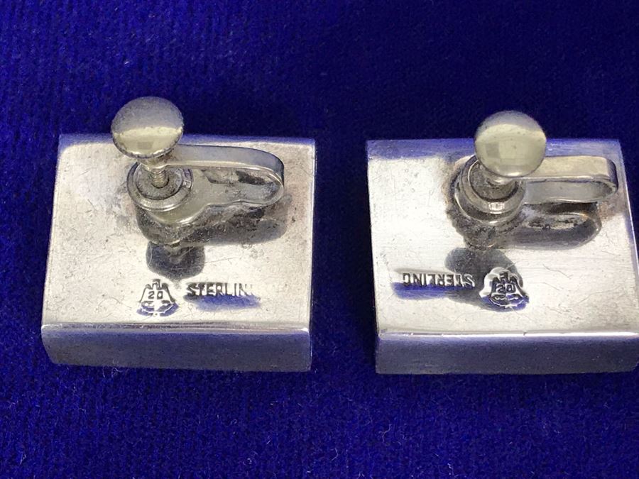 Vintage Modernist Sterling Silver Screw Back Earrings 18g [Photo 3]