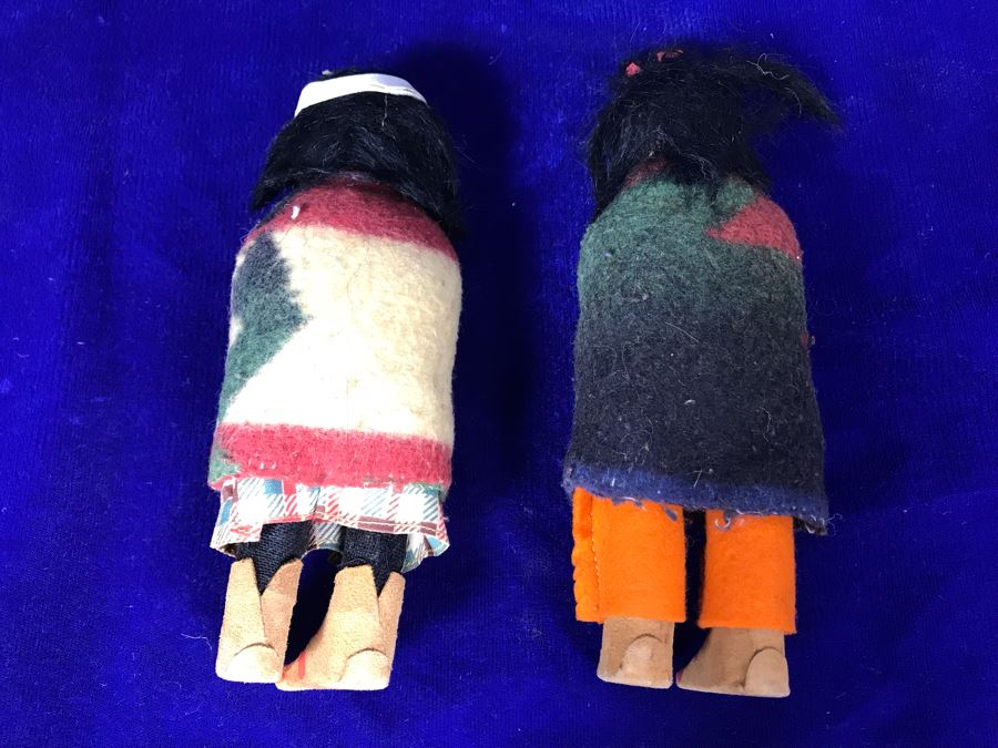 Pair Of Native American Dolls [Photo 4]