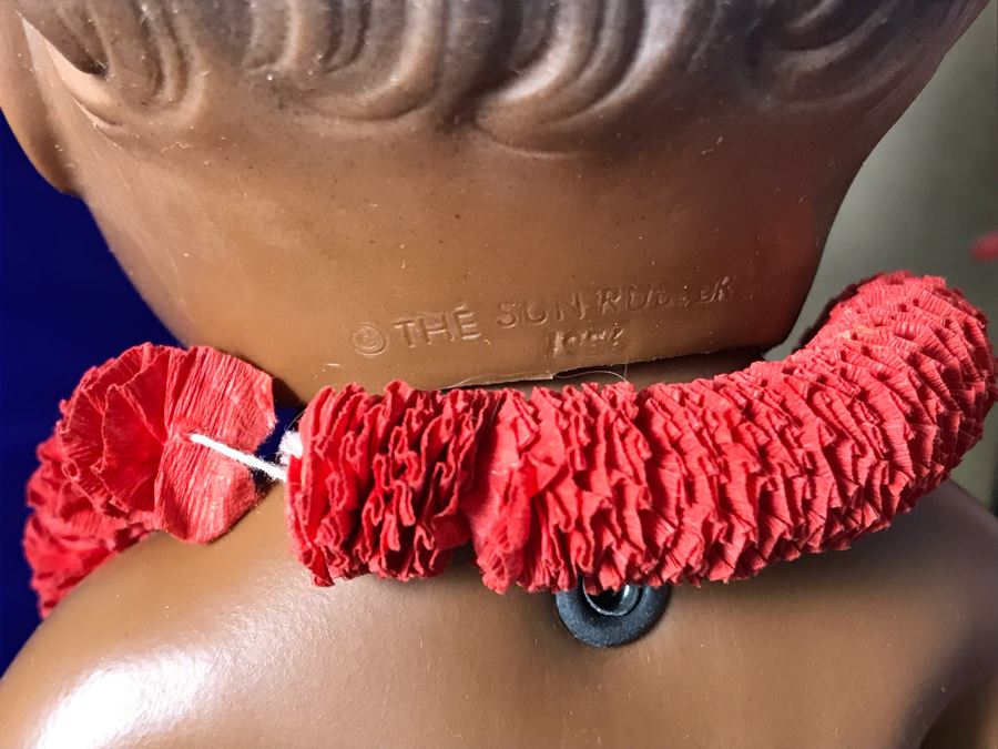 New Old Stock 1956 Hawaiian Doll In Box By The Sun Rubber Co And Small Hawaiian Hula Skirt Doll With Pineapple [Photo 5]