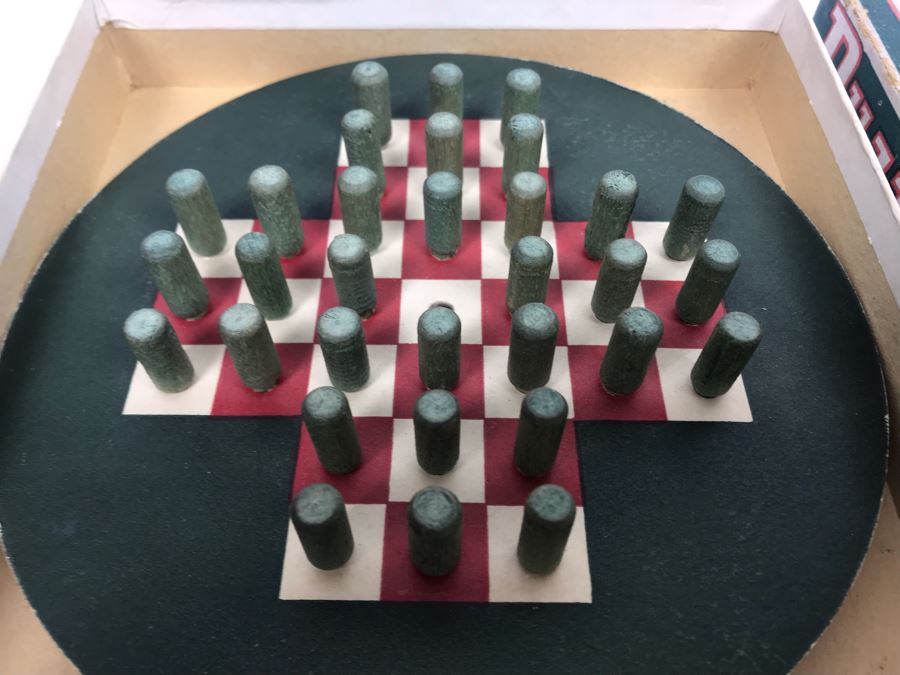 Vintage 1922 Second Edition Puzzle-Peg Game With Box By Lubbers & Bell Mfg Co [Photo 3]