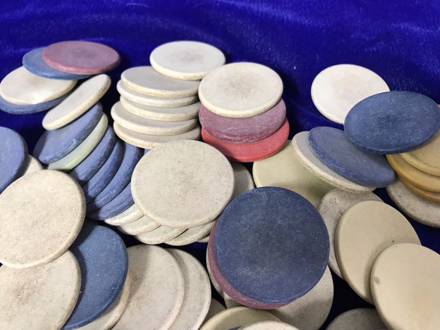 JUST ADDED - Vintage Clay Poker Chips And Federal Reserve Bank Of San Francisco Bank Bag [Photo 6]
