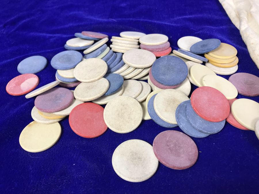 JUST ADDED - Vintage Clay Poker Chips And Federal Reserve Bank Of San Francisco Bank Bag [Photo 3]