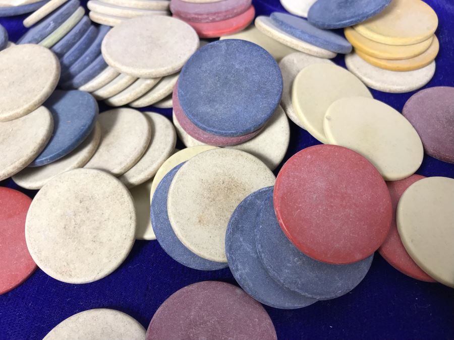 JUST ADDED - Vintage Clay Poker Chips And Federal Reserve Bank Of San Francisco Bank Bag [Photo 4]