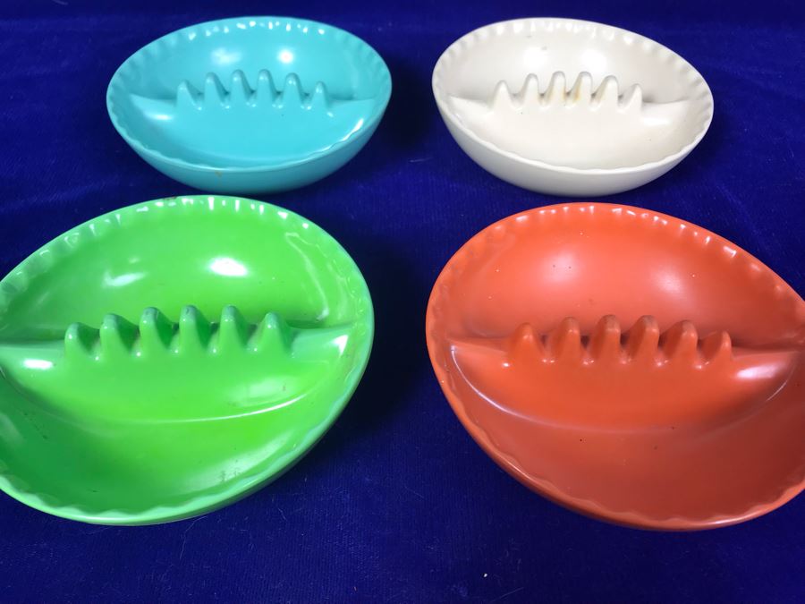 Set Of (4) Mid-Century Ashtrays [Photo 2]