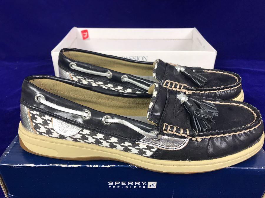New Pair Of Women's Sperry Top-Siders Size 7.5 Retails $90 [Photo 5]