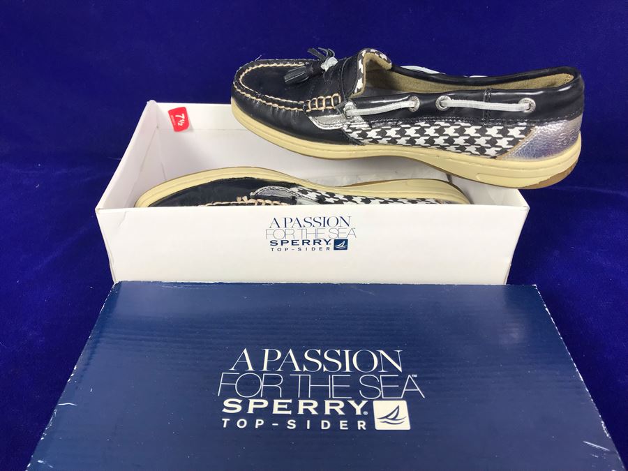 New Pair Of Women's Sperry Top-Siders Size 7.5 Retails $90