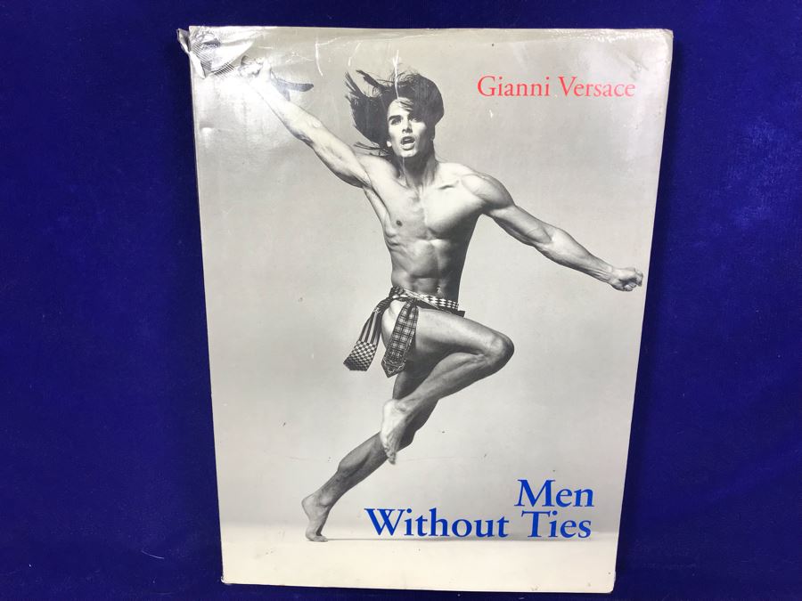 Large Hardcover Coffee Table Book Gianni Versace Men Without Ties Retails $75 [Photo 2]