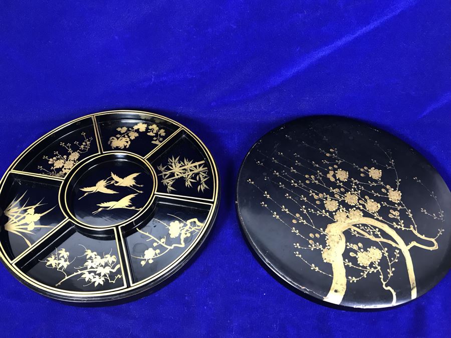 Stunning Vintage Asian Black And Gold Lacquer Divided Tray Box 12'R [Photo 2]