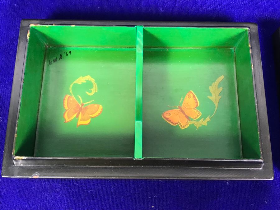 Vintage Lacquer Playing Card Box Decorated With Peacocks And Butterflies Signed G.W.D. '69 [Photo 12]