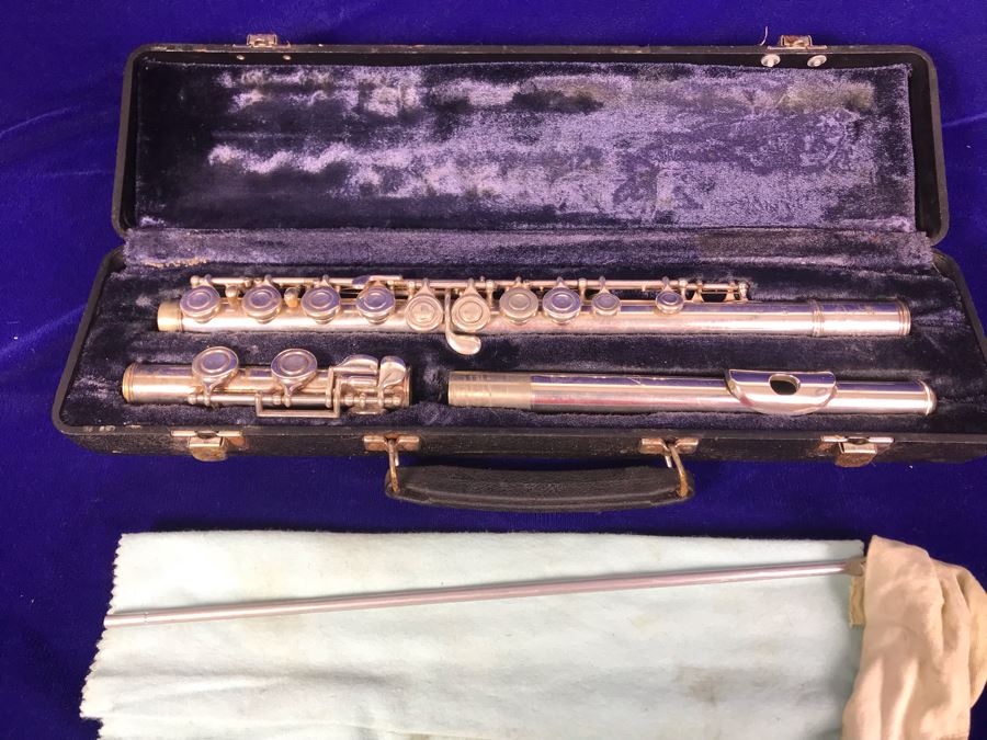 Vintage Artley Flute With Carrying Case Musical Instrument