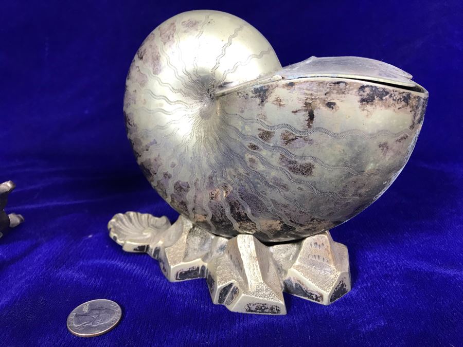 Pair Of Antique Victorian Nautilus Shell Silver Plated Spoon Warmers [Photo 12]
