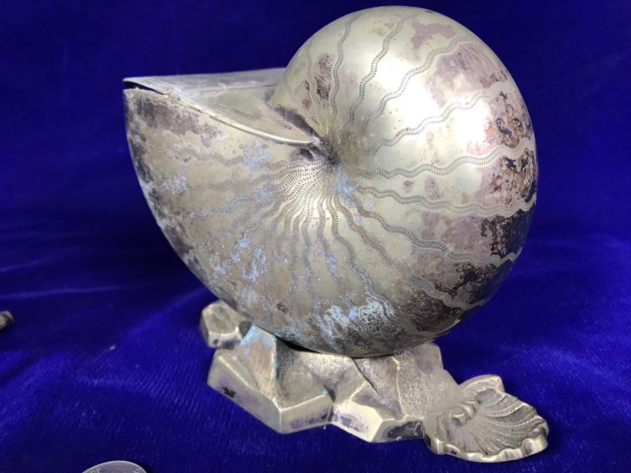 Pair Of Antique Victorian Nautilus Shell Silver Plated Spoon Warmers [Photo 15]