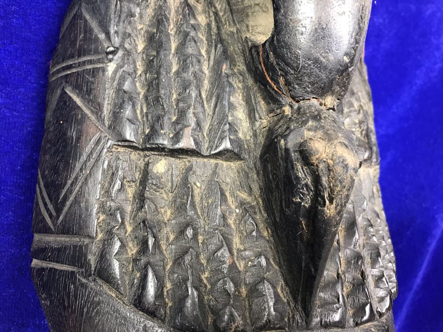 Large Vintage Carved Wooden Mask 22'H X 7'W [Photo 3]