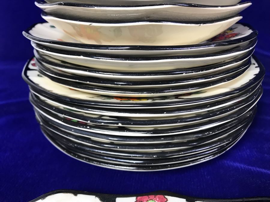 Vintage Royal Doulton China Set 'Woburn' Asian Pattern Made In England Apx 35+ Pieces [Photo 8]