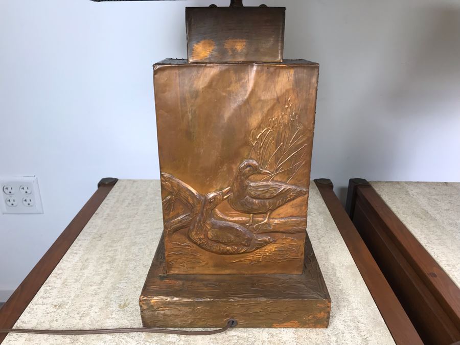 Pair Of Vintage Copper Embossed Table Lamps Decorated With Wildlife Ducks [Photo 12]
