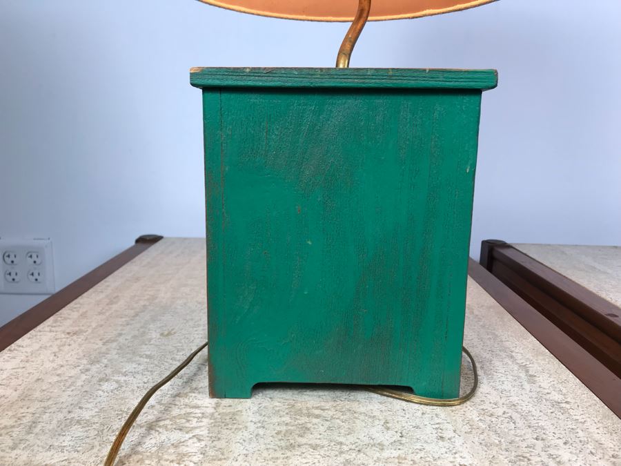 Vintage Wooden Mini Wooden Dresser Lamp With 3-Drawers - One Pull Has Chip [Photo 8]