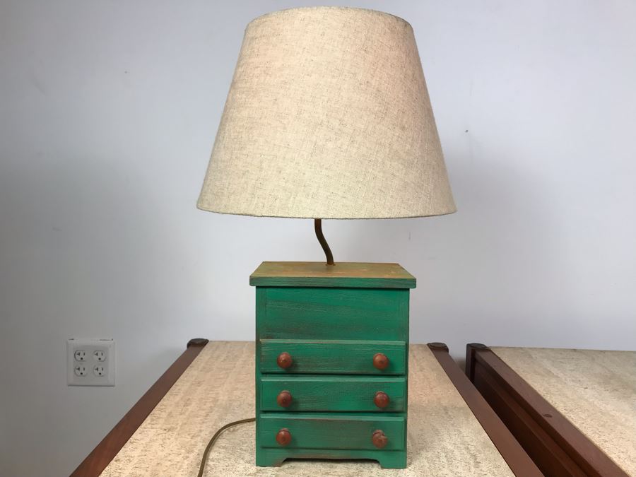 Vintage Wooden Mini Wooden Dresser Lamp With 3-Drawers - One Pull Has Chip