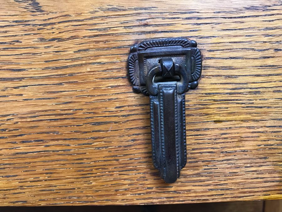 Antique Oak Cabinet With 3-Drawers 32'W X 18'D X 42'H [Photo 8]