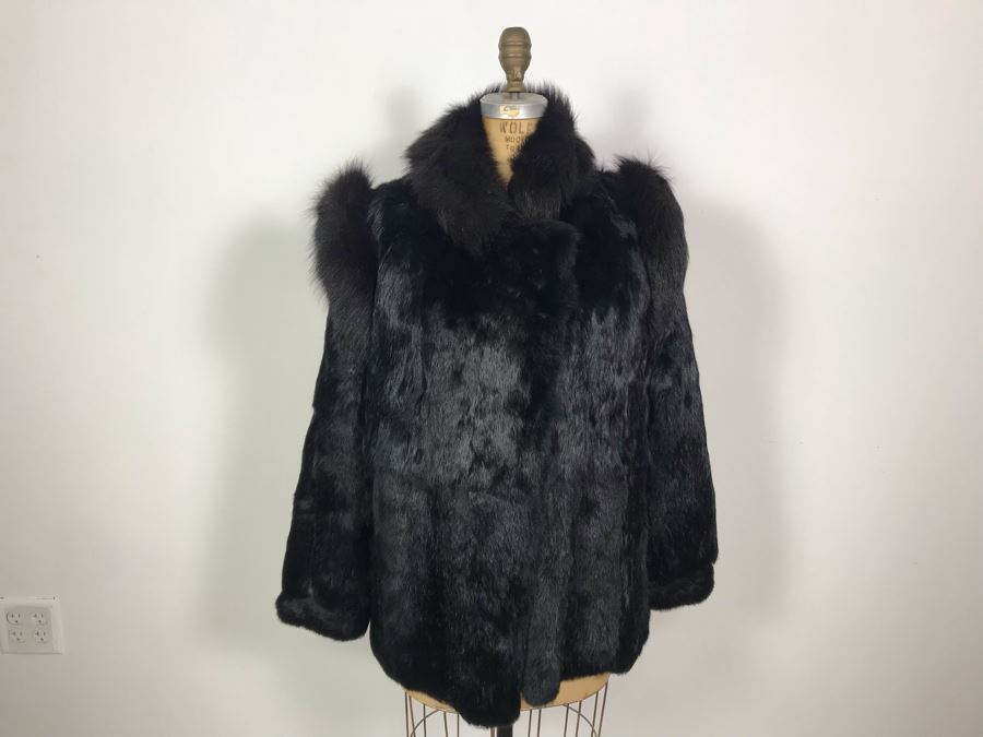 Stunning Vintage Black Dyed Rabbits Fur Coat Size M