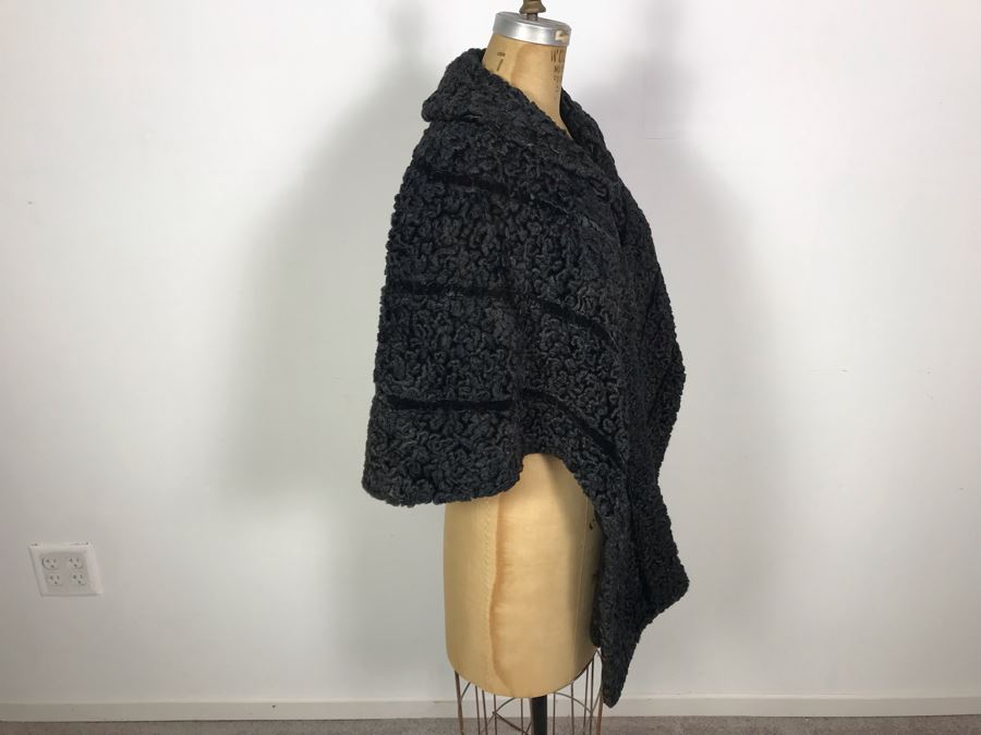 Vintage Livingston Bros Black Persian Lamb Coat Shawl Size M [Photo 4]