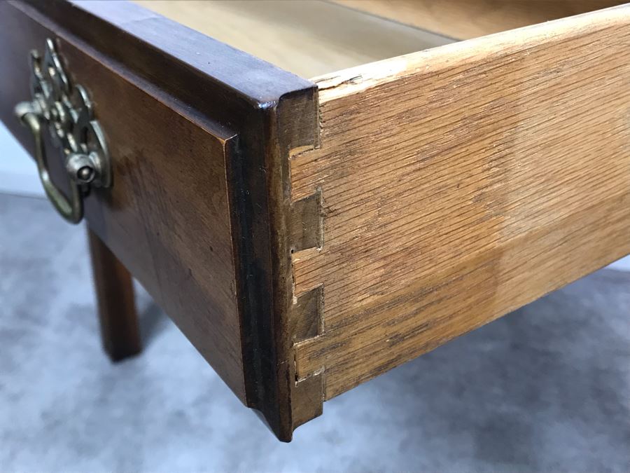 Lane Console Entry Table 39'W X 14'D X 27'H [Photo 6]