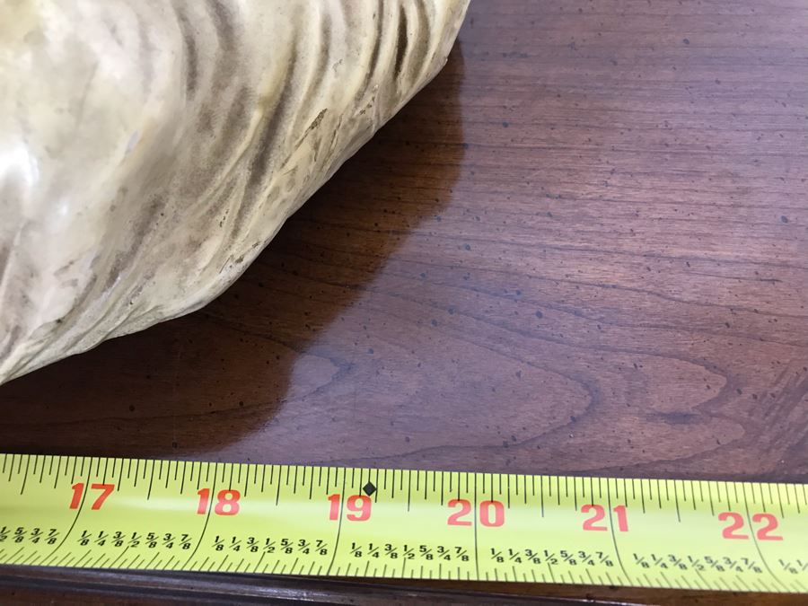 Large Handpainted Cat Statue 22'H X 20'W [Photo 9]