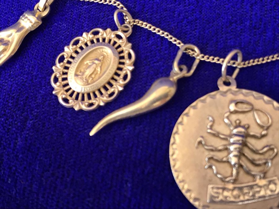 14K Gold Charm Pendant Necklace Scorpio 10.9g [Photo 8]