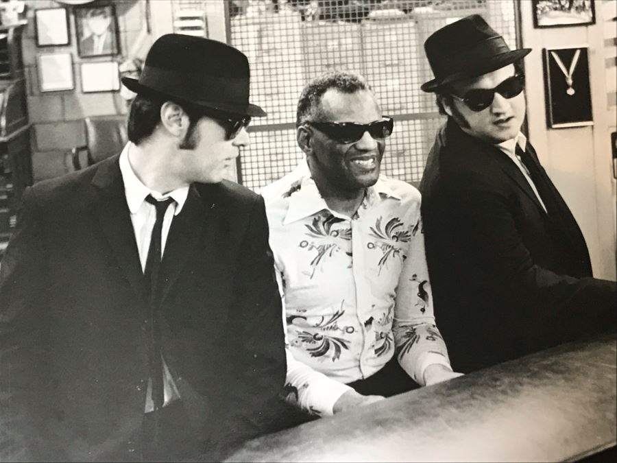 (2) Vintage 1980 The Blues Brothers Movie Memorabilia 8 X 10 Photos Ray Charles [Photo 3]