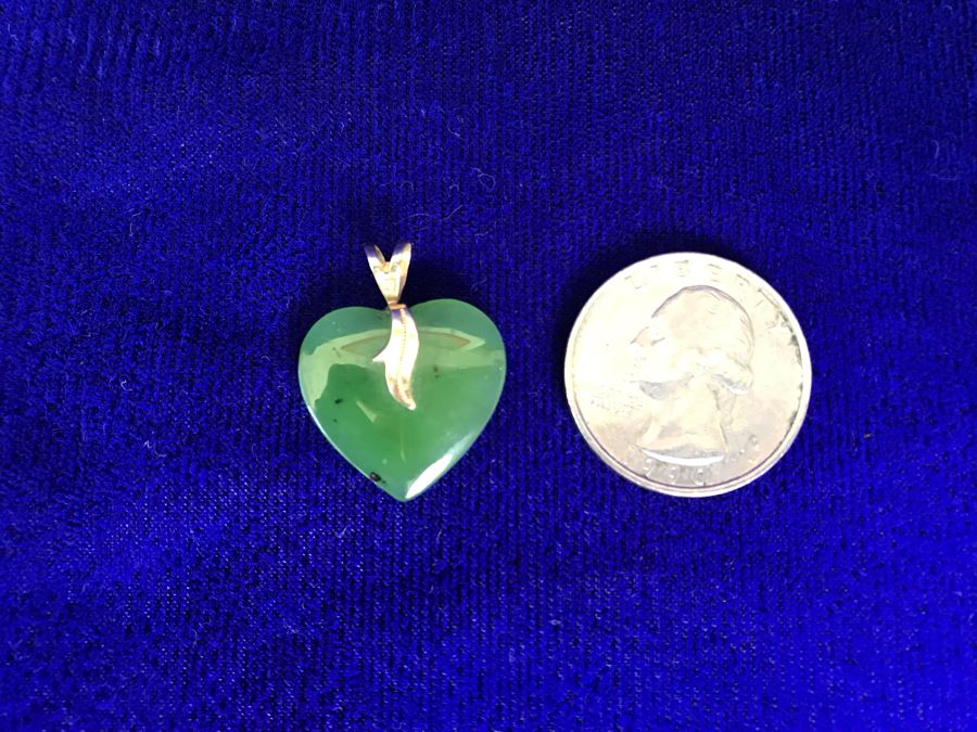 Jade Stone Heart Pendant With 14K Bale 3g [Photo 3]