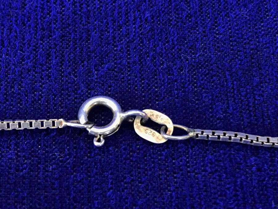 Vintage Sterling Silver Hand Engraved Locket Pendant With Sterling Silver 18' Chain 8.5g [Photo 5]