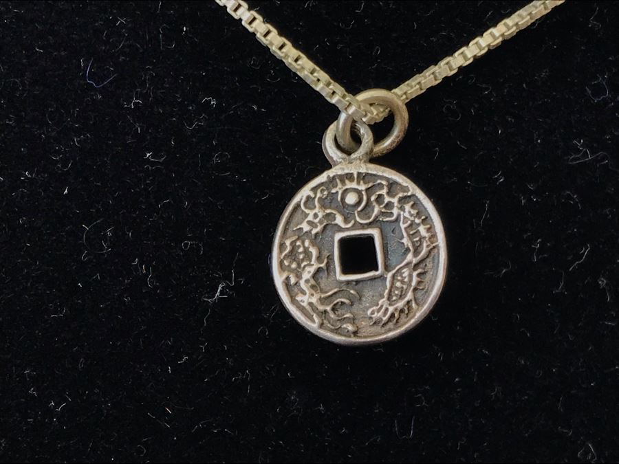 Vintage Sterling Silver Chinese Coin Design Pendant With Sterling Silver Chain 4.7g [Photo 3]