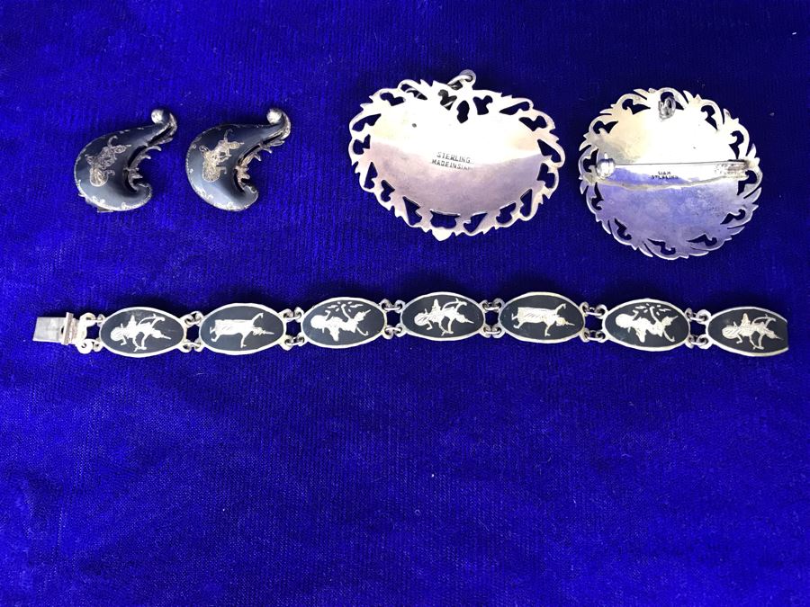 Vintage SIAM Sterling Silver Jewelry: Pendant, Brooch Pin, Bracelet and Pair Of Clip On Earrings 36g TW [Photo 14]