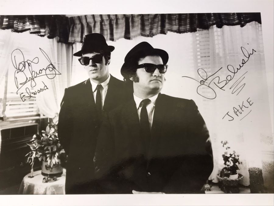 Vintage 1980 The Blues Brothers Movie Memorabilia 8 X 10 Photo John Belushi And Dan Aykroyd Facsimile Signatures [Photo 3]